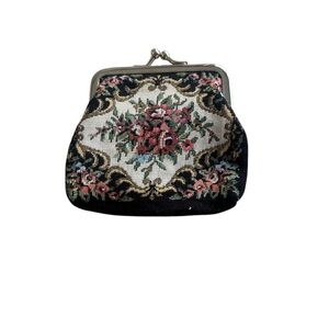 Floral tapestry coin purse with metal frame from Austria